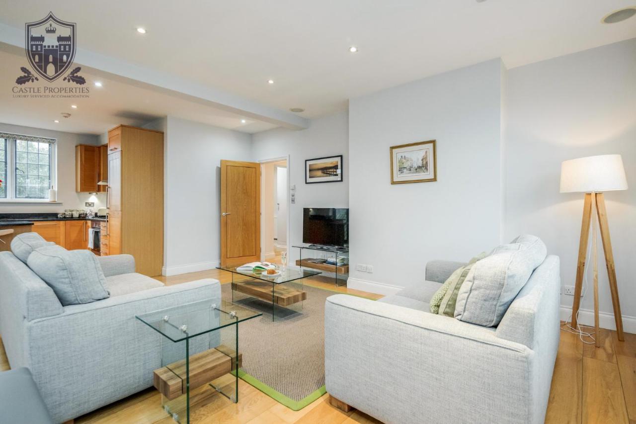 Castle Properties:Eton-The College Windsor Exteriör bild