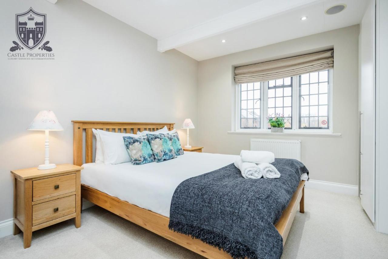 Castle Properties:Eton-The College Windsor Exteriör bild